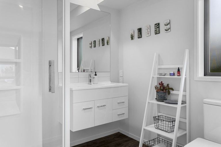 Photo of property in 3 Hamlett Drive, Woodend, 7610