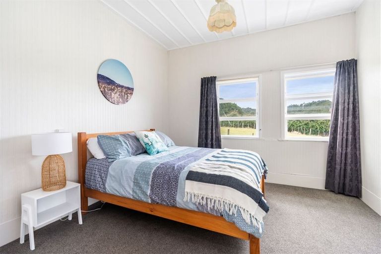 Photo of property in 77 Pataua Road North, Whareora, Whangarei, 0175