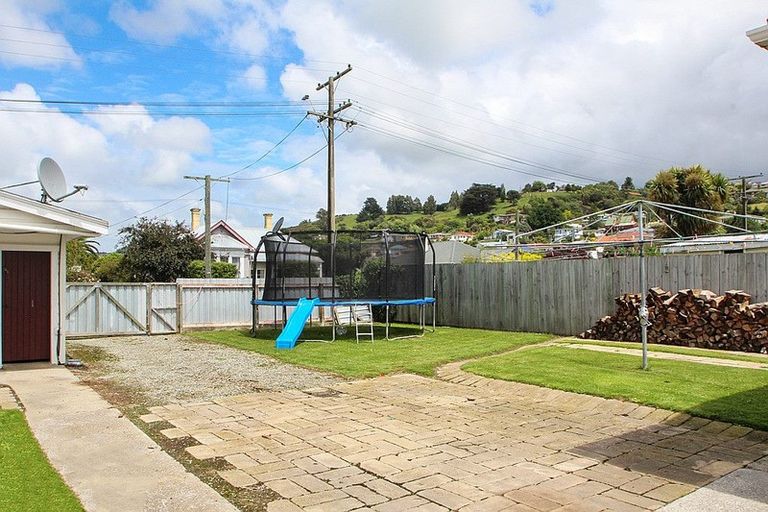 Photo of property in 5 Conway Street, Oamaru North, Oamaru, 9400