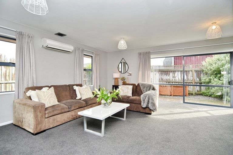 Photo of property in 12a Whittington Avenue, Woolston, Christchurch, 8023