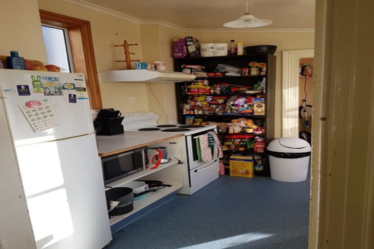 Photo of property in 124 Harbour Terrace, North Dunedin, Dunedin, 9016