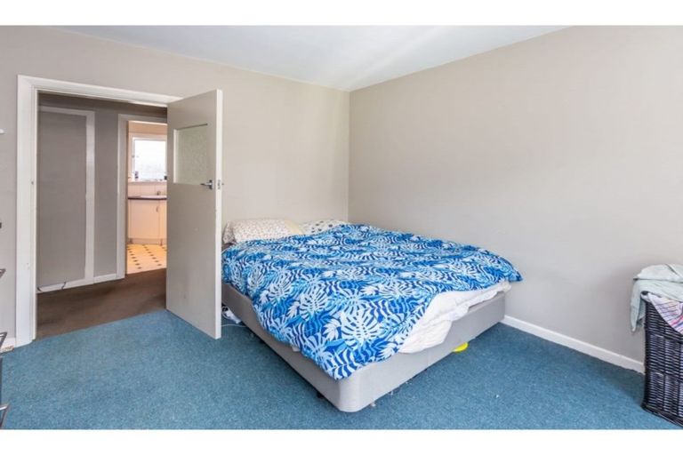 Photo of property in 103 Aorangi Road, Bryndwr, Christchurch, 8053