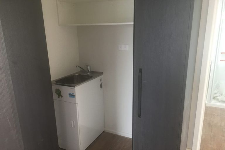 Photo of property in 1/7 Burrows Place, Ilam, Christchurch, 8041