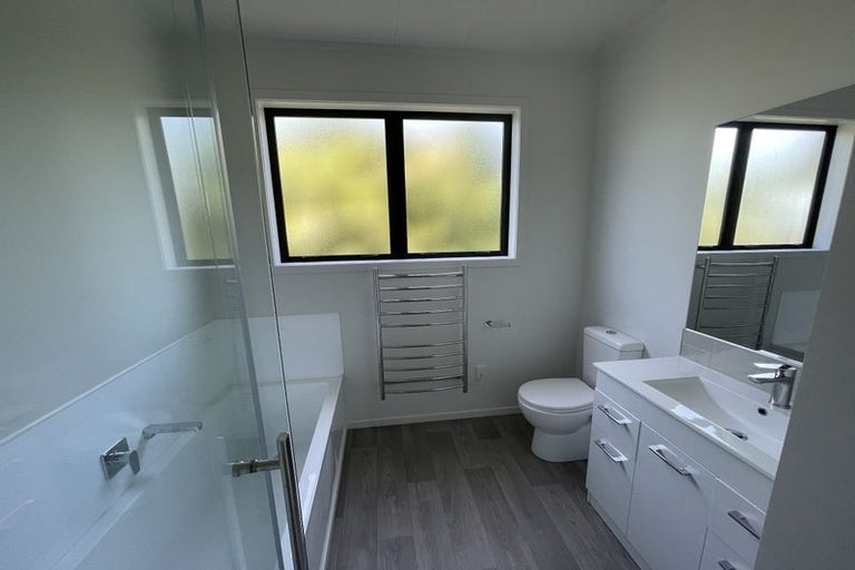 Photo of property in 14 Fordham Street, Beach Haven, Auckland, 0626