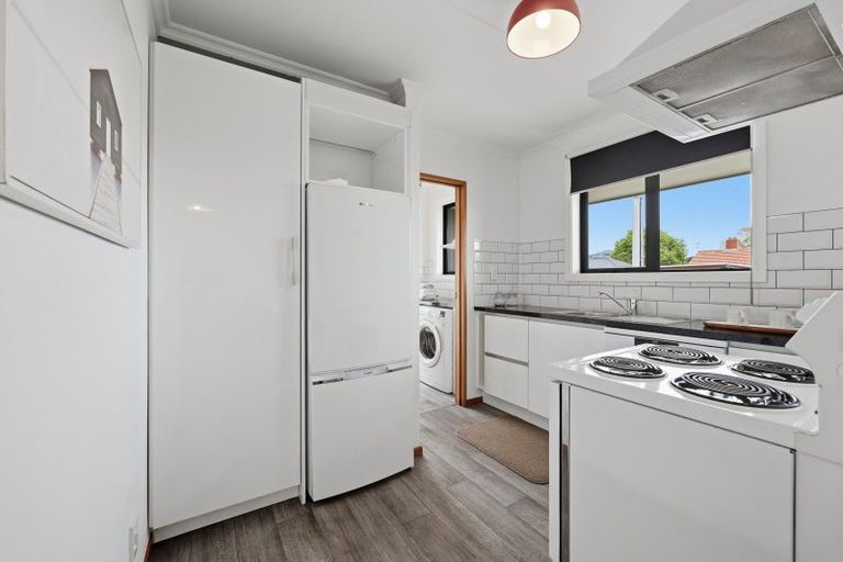 Photo of property in 17 Argyle Street, Mornington, Dunedin, 9011