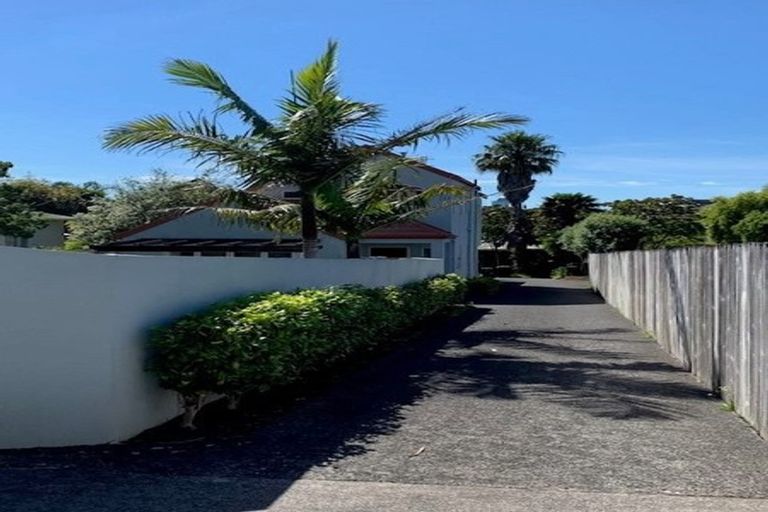 Photo of property in 2/6 Nile Road, Milford, Auckland, 0620