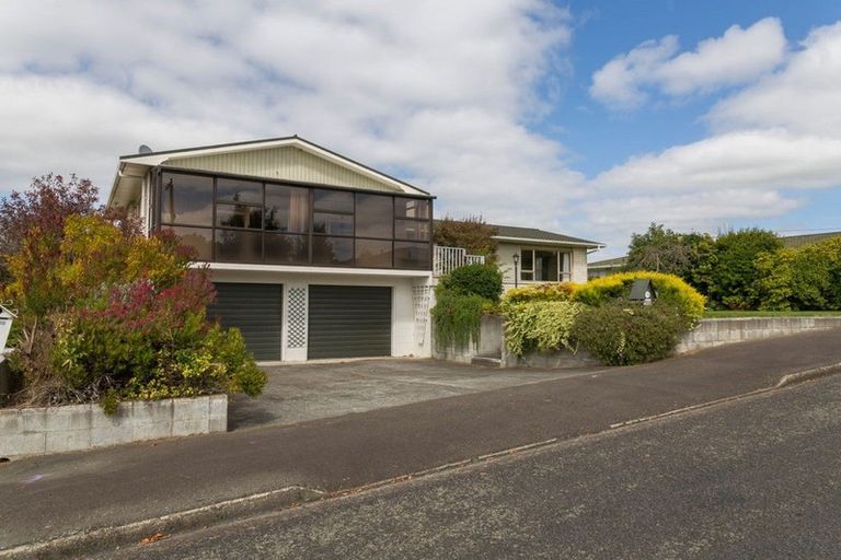 Photo of property in 2 Drummond Street, Dannevirke, 4930