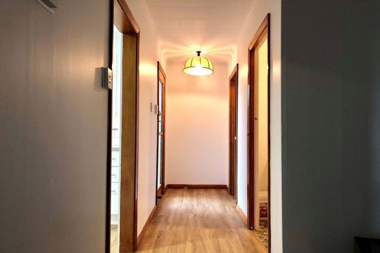 Photo of property in 9 Radnall Way, Johnsonville, Wellington, 6037