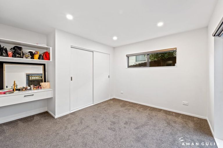 Photo of property in 21b Craigbank Avenue, New Lynn, Auckland, 0600