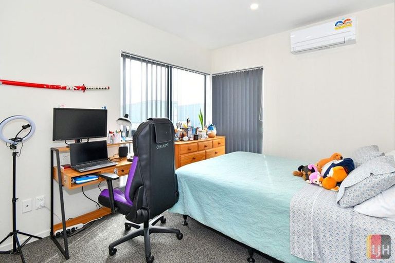 Photo of property in 13 Te Aparangi Crescent, Papakura, 2582