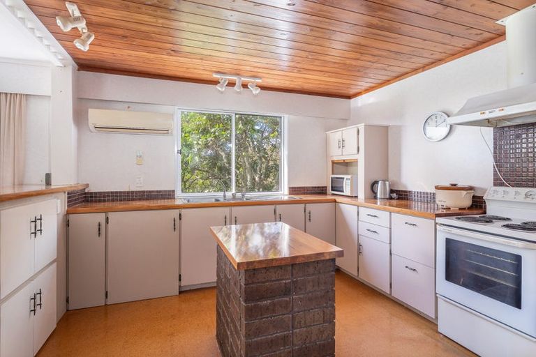 Photo of property in 33 Catherine Crescent, Whitianga, 3510