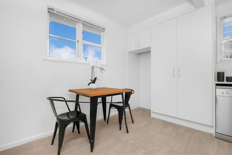 Photo of property in 54a Arimu Road, Papakura, 2110