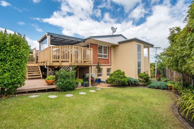 Photo of property in 1/48a Northboro Road, Belmont, Auckland, 0622