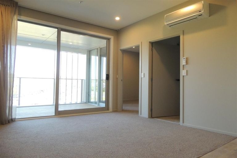 Photo of property in 302/7 Kaipiho Lane, Albany, Auckland, 0632