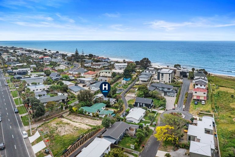 Photo of property in 1335b Papamoa Beach Road, Papamoa Beach, Papamoa, 3118