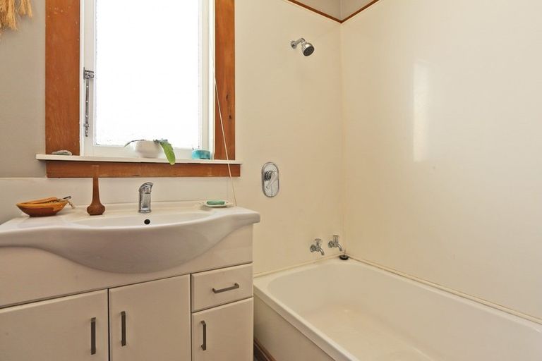 Photo of property in 133 Frederick Street, Mayfair, Hastings, 4122