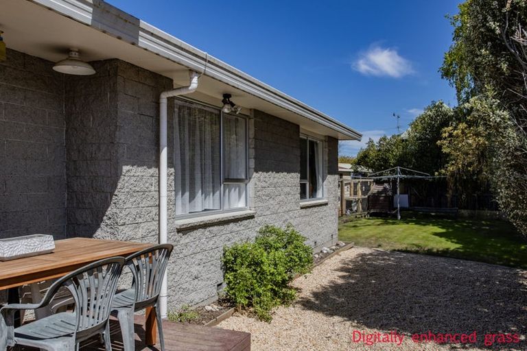 Photo of property in 63 Orrick Crescent, Avondale, Christchurch, 8061