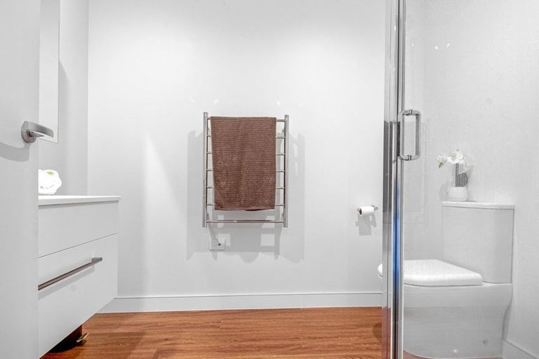 Photo of property in 8 Arvo Lane, Hobsonville, Auckland, 0616