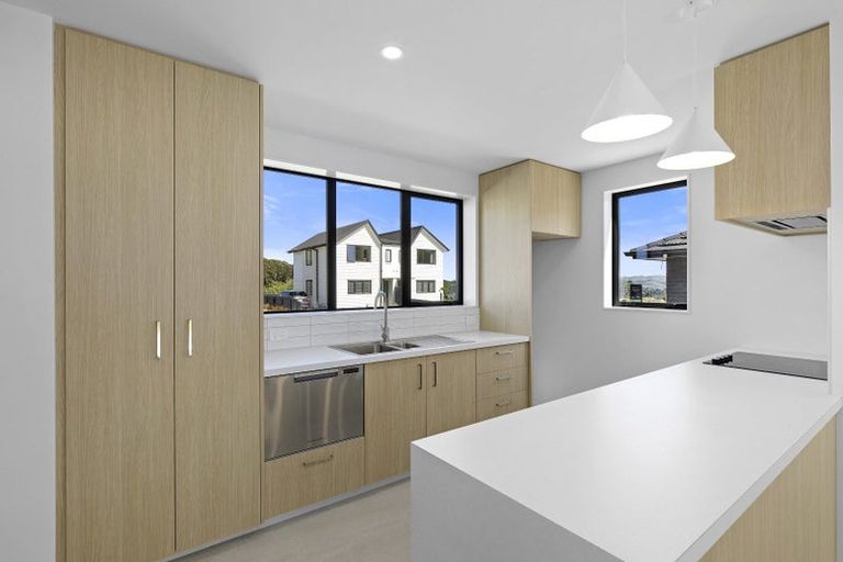 Photo of property in 29 Turtleback Avenue, Whitby, 5024