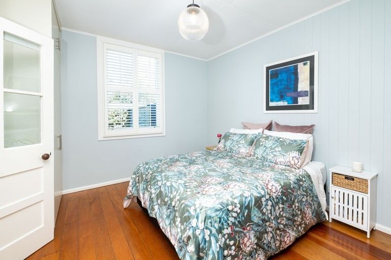 Photo of property in 15 Pipi Street, Te Awanga, 4102