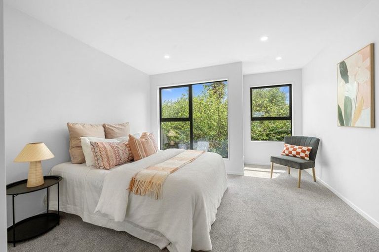 Photo of property in 101d Gossamer Drive, Pakuranga Heights, Auckland, 2010