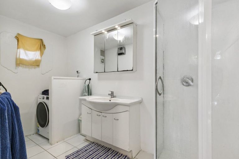 Photo of property in 7 Crawford Road, Kilbirnie, Wellington, 6022