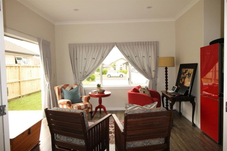 Photo of property in 12 Paso Fino Crescent, Karaka, Papakura, 2113