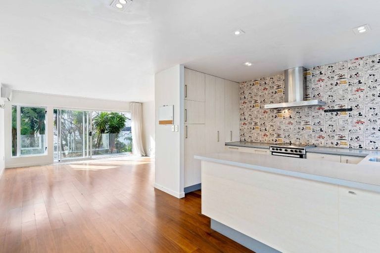 Photo of property in 2/14 Rangitira Avenue, Takapuna, Auckland, 0622