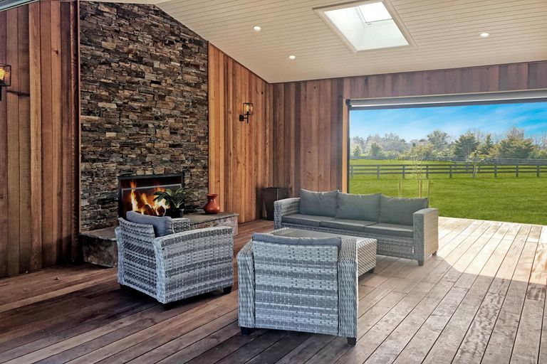 Photo of property in 2 Puriri Park Lane, Waipapa, 0230