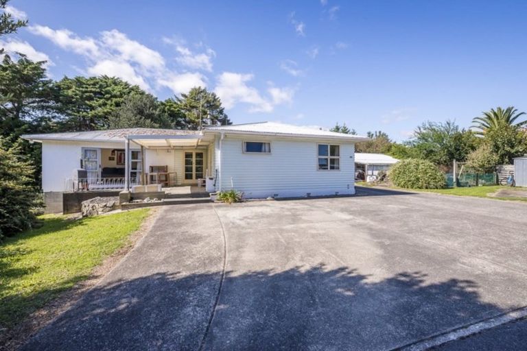 Photo of property in 146 Raumati Road, Raumati Beach, Paraparaumu, 5032