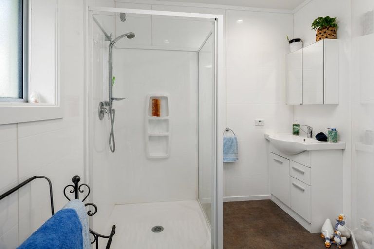 Photo of property in 43 Holdaway Street, Riversdale, Blenheim, 7201