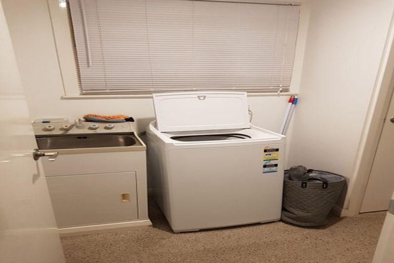 Photo of property in 69 Carlton Avenue, Tawhero, Whanganui, 4501