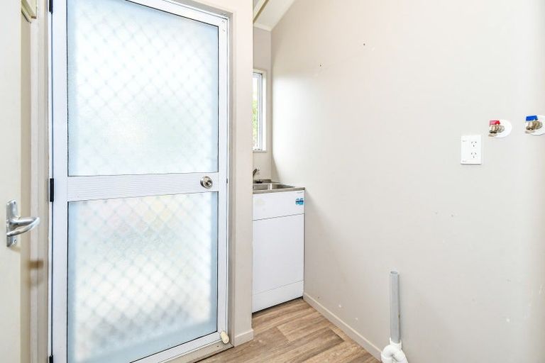 Photo of property in 80a Arimu Road, Papakura, 2110