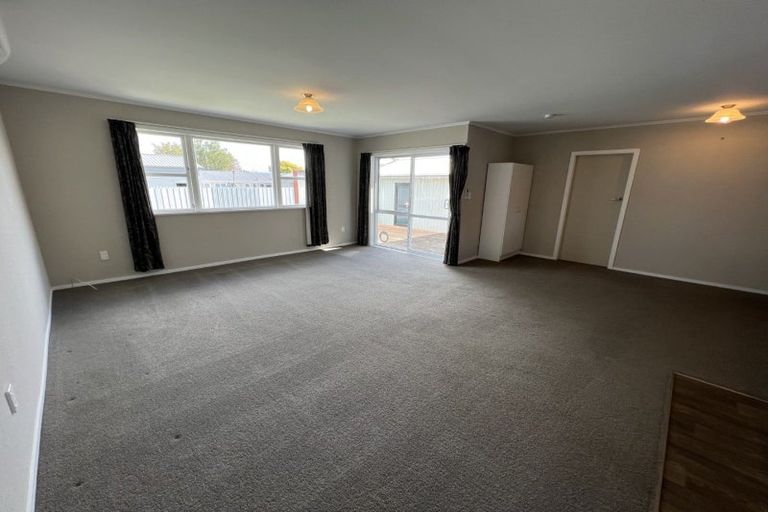 Photo of property in 30 Botanical Road, Takaro, Palmerston North, 4412