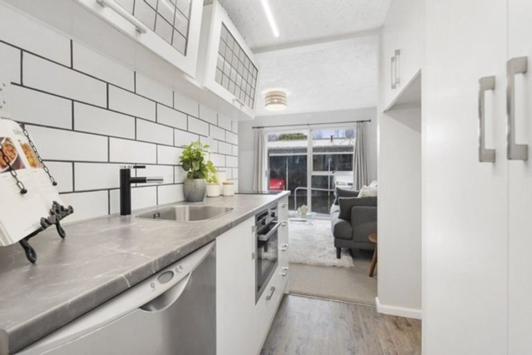 Photo of property in 3/271 Fitzgerald Avenue, Christchurch Central, Christchurch, 8013