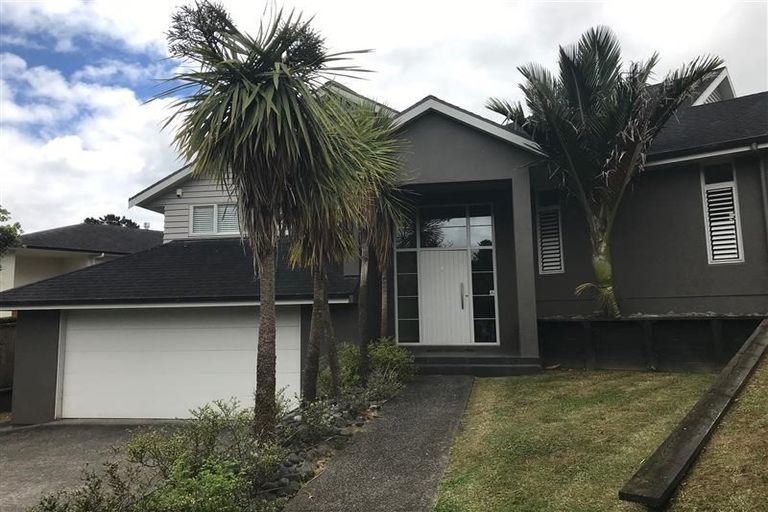 Photo of property in 54 English Oak Drive, Schnapper Rock, Auckland, 0632