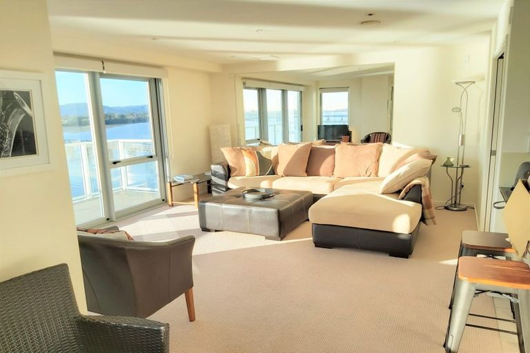 Photo of property in 11/72d Devonport Road, Tauranga, 3110