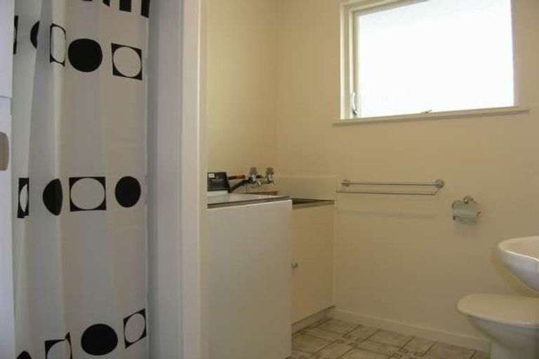 Photo of property in 5/61 Brockworth Place, Riccarton, Christchurch, 8011