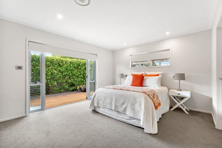 Photo of property in 7 Laurie Street, Red Beach, 0932