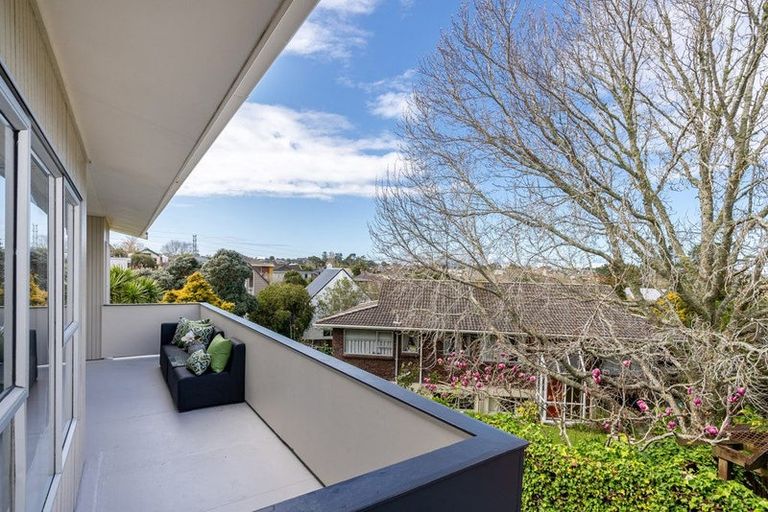 Photo of property in 3/22 Waitemata Road, Hauraki, Auckland, 0622