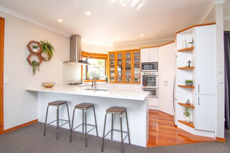 Photo of property in 7 Alpine Grove, Kelvin Grove, Palmerston North, 4414