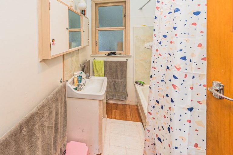 Photo of property in 11 May Street, Gonville, Whanganui, 4501