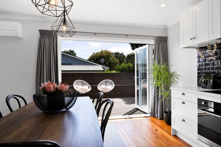 Photo of property in 8 Solway Terrace, Bell Block, New Plymouth, 4312
