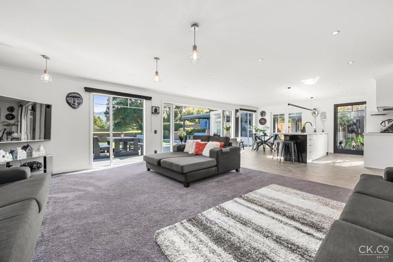 Photo of property in 20 Saint James Avenue, Boulcott, Lower Hutt, 5011