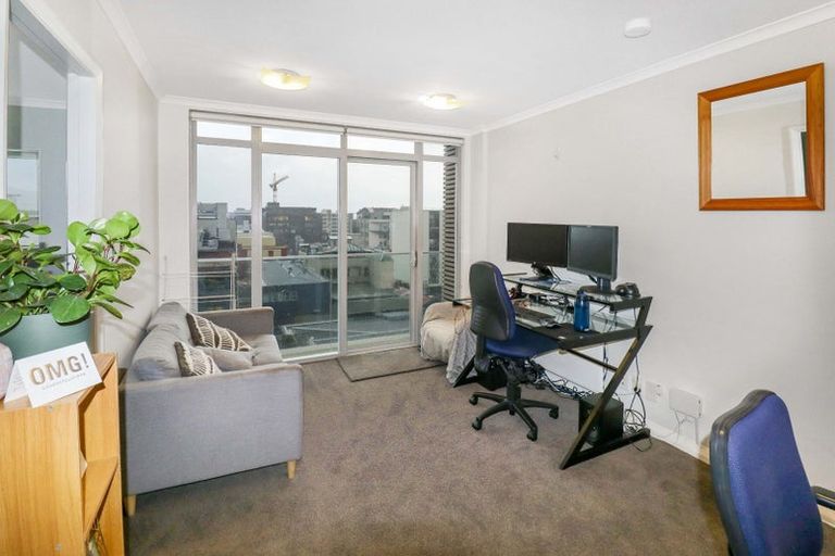 Photo of property in Monvie Apartments, 701/15 Holland Street, Te Aro, Wellington, 6011