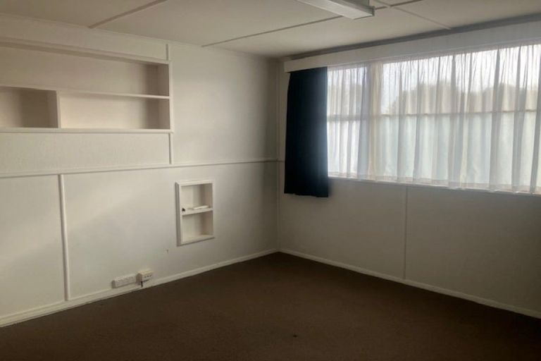 Photo of property in 58 Mclean Street, Woodville, 4920