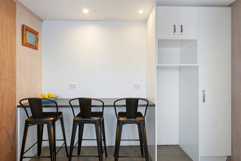 Photo of property in 10a Alexander Road, Raumati Beach, 5032