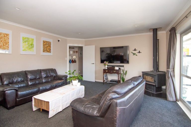 Photo of property in 18 Millbrook Place, Ashhurst, 4810