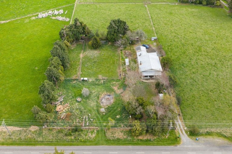 Photo of property in 42 Mangahao Road, Shannon, Palmerston North, 4474