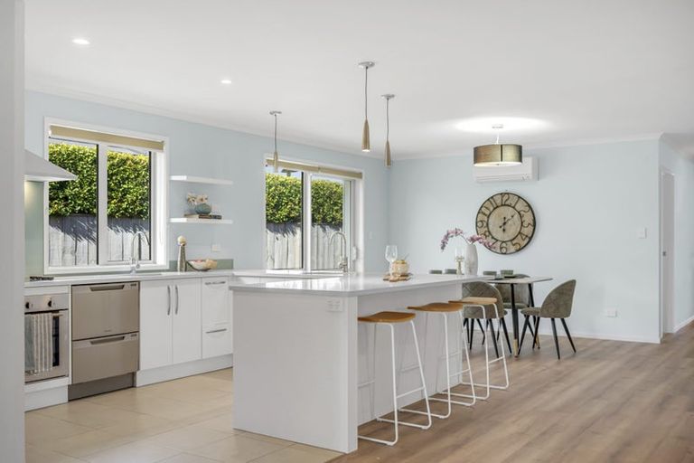 Photo of property in 31 Paso Fino Crescent, Karaka, Papakura, 2113